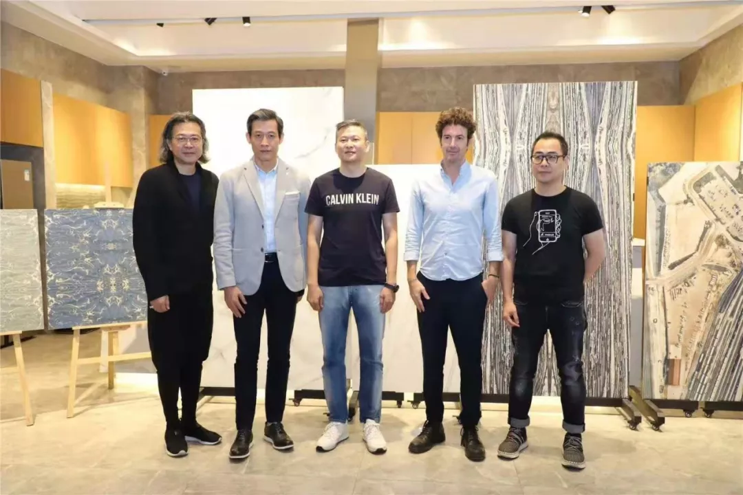 陶博會(huì)探店|KT瓷磚帶你一秒做“上帝”，地球之美竟在眼前！